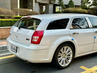 Dodge Magnum 2006, 160000 км, за 5000000 KRW