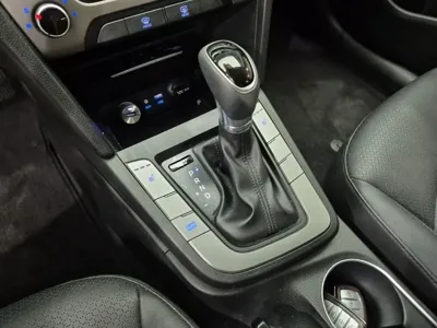 Hyundai Avante 2018, 97914 км, за 10300000 KRW - фото 9