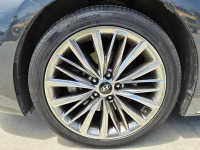 Hyundai Grandeur 2018, 68209 км, за 18000000 KRW - фото 9