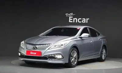 Hyundai Grandeur · 2015 год