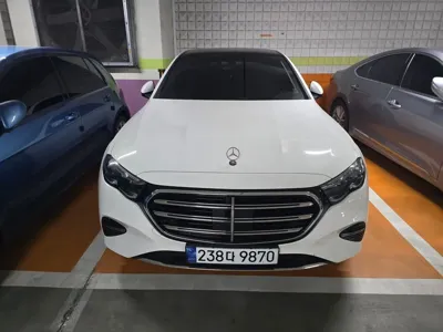 Mercedes-Benz E-Class · 2025 год