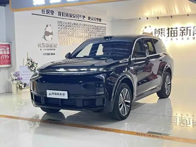 Li Auto Li L8 · 2024 год