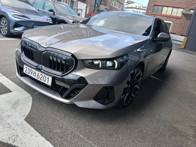 BMW 5-Series 2025, 15260 км, за 86000000 KRW