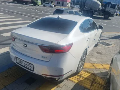 Kia K7 2018, 101638 км, за 17450000 KRW