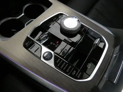 BMW X7 2025, 11092 км, за 121900000 KRW - фото 9