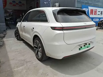 Li Auto Li L6 2025, 17500 км, за 183000 CNY