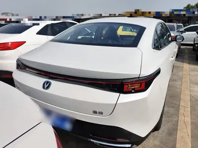 Changan Eado 2026, 100 км, за 70100 CNY