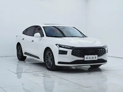 Ford Mondeo 2025, 9800 км, за 109800 CNY