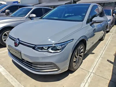 Volkswagen Golf 2021, 35100 км, за 81300 CNY - фото 2