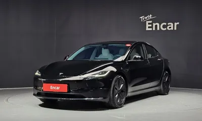 Tesla Model 3 · 2024 год