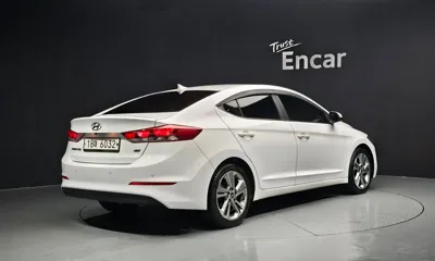 Hyundai Avante 2017, 158462 км, за 7000000 KRW