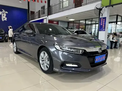 Honda Accord 2021, 65000 км, за 88800 CNY - фото 3