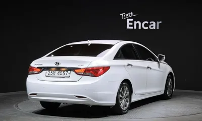 Hyundai Sonata 2013, 159687 км, за 4800000 KRW