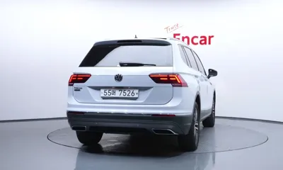Volkswagen Tiguan 2018, 56799 км, за 23300000 KRW - фото 4