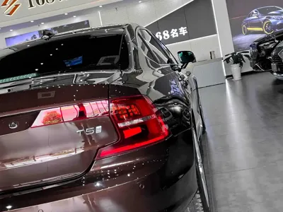 Volvo S90 2017, 140000 км, за 96800 CNY - фото 8