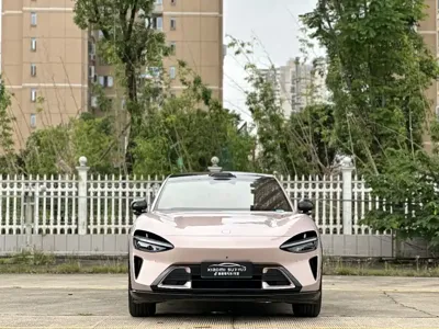 Xiaomi 小米YU7 · 2026 год