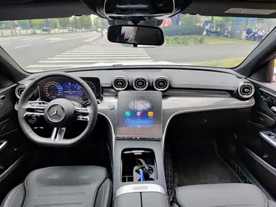 Mercedes-Benz C-Class 2025, 18000 км, за 212800 CNY - фото 10