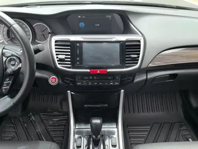Honda Accord 2016, 120000 км, за 71800 CNY - фото 24