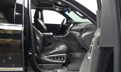 Cadillac Escalade 2018, 146496 км, за 31900000 KRW - фото 11