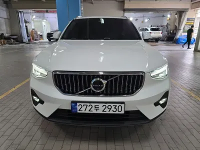 Volvo XC40 2023, 42966 км, за 35500000 KRW