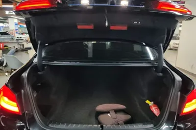 BMW 5 Series 2018, 110500 км, за 147540.36 CNY - фото 22