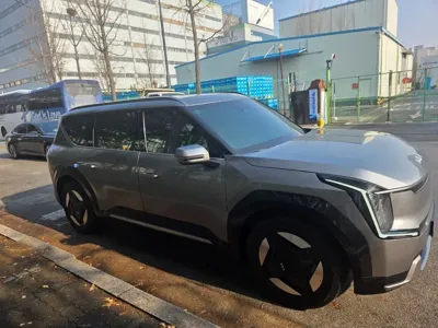Kia EV9 · 2024 год