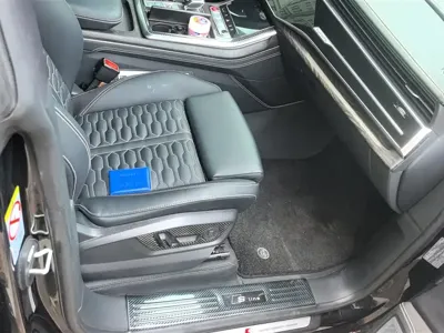 Audi Q8 2021, 97500 км, за 352000 CNY - фото 8