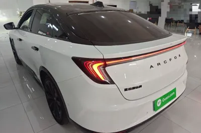 Arcfox Alpha S 2022, 47699 км, за 125680.01 CNY