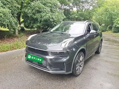 Lynk & Co 01 · 2024 год