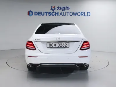 Mercedes-Benz E-Class 2017, 93736 км, за 21800000 KRW