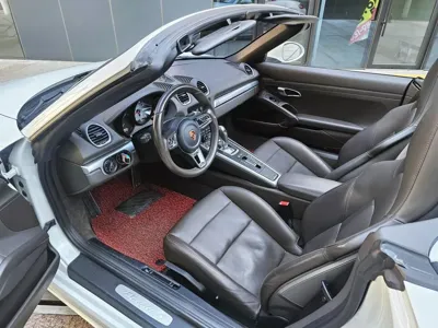 Porsche 718 2018, 84843 км, за 50500000 KRW