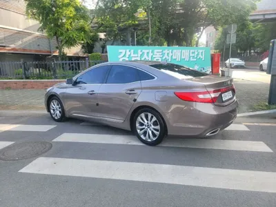 Hyundai Grandeur 2012, 153248 км, за 4200000 KRW