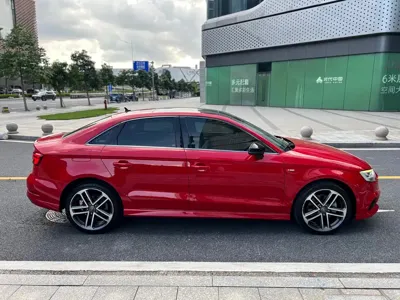 Audi A3 2019, 100000 км, за 66800 CNY