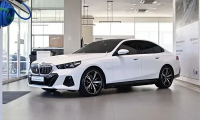 BMW 5-Series · 2026 год