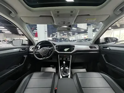 Volkswagen T-Roc 2022, 18000 км, за 113800 CNY - фото 19