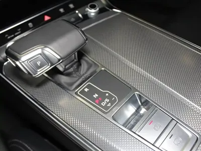 Audi A6L 2025, 9200 км, за 275000 CNY - фото 13