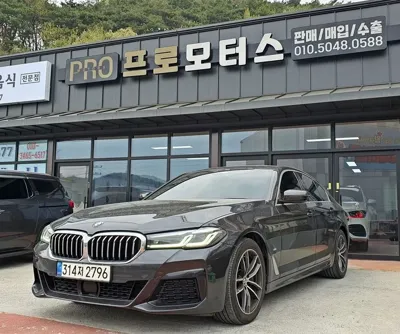 BMW 5-Series · 2021 год