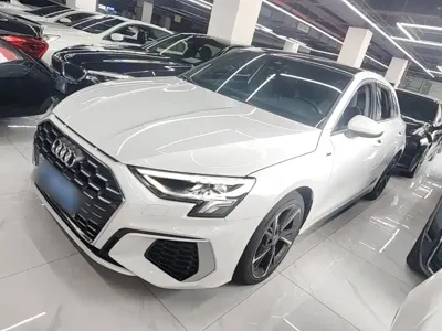 Audi A3 · 2024 год
