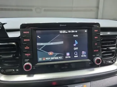 Kia Stonic 2020, 74316 км, за 12500000 KRW - фото 10