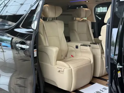 Toyota Alphard 2019, 94000 км, за 468000 CNY - фото 19