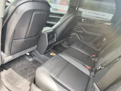 Porsche Cayenne Hybrid 2021, 58000 км, за 368000 CNY - фото 23