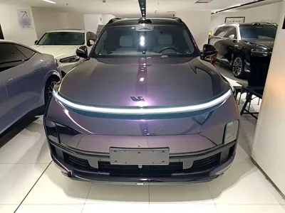 Li Auto Li L9 2022, 33600 км, за 233900 CNY