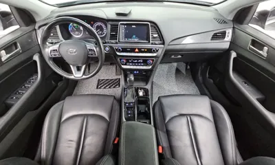 Hyundai Sonata 2018, 89288 км, за 12000000 KRW - фото 7