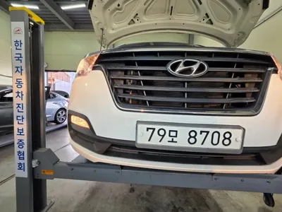 Hyundai Starex · 2021 год