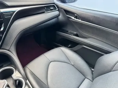 Toyota Camry 2022, 46800 км, за 99700 CNY - фото 11