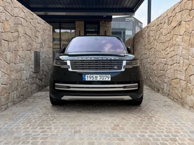 Land Rover Range Rover · 2023 год