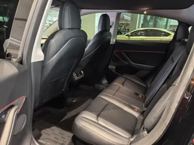 Tesla Model Y 2022, 112899 км, за 116800 CNY - фото 6
