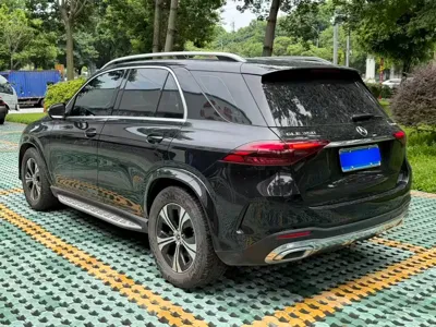 Mercedes-Benz 奔驰GLE(进口) 2024, 37000 км, за 398000 CNY