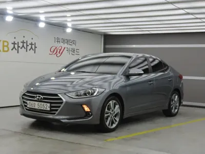 Hyundai Avante · 2018 год