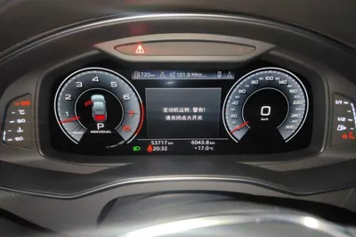 Audi A6L 2020, 53700 км, за 234931.02 CNY